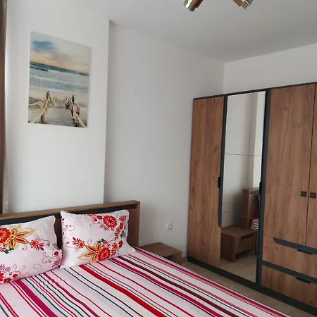 детелина апартамент- Free Underground Parking Lot Várna