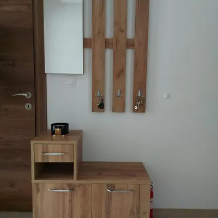 детелина апартамент- Free Underground Parking Lot Apartment *